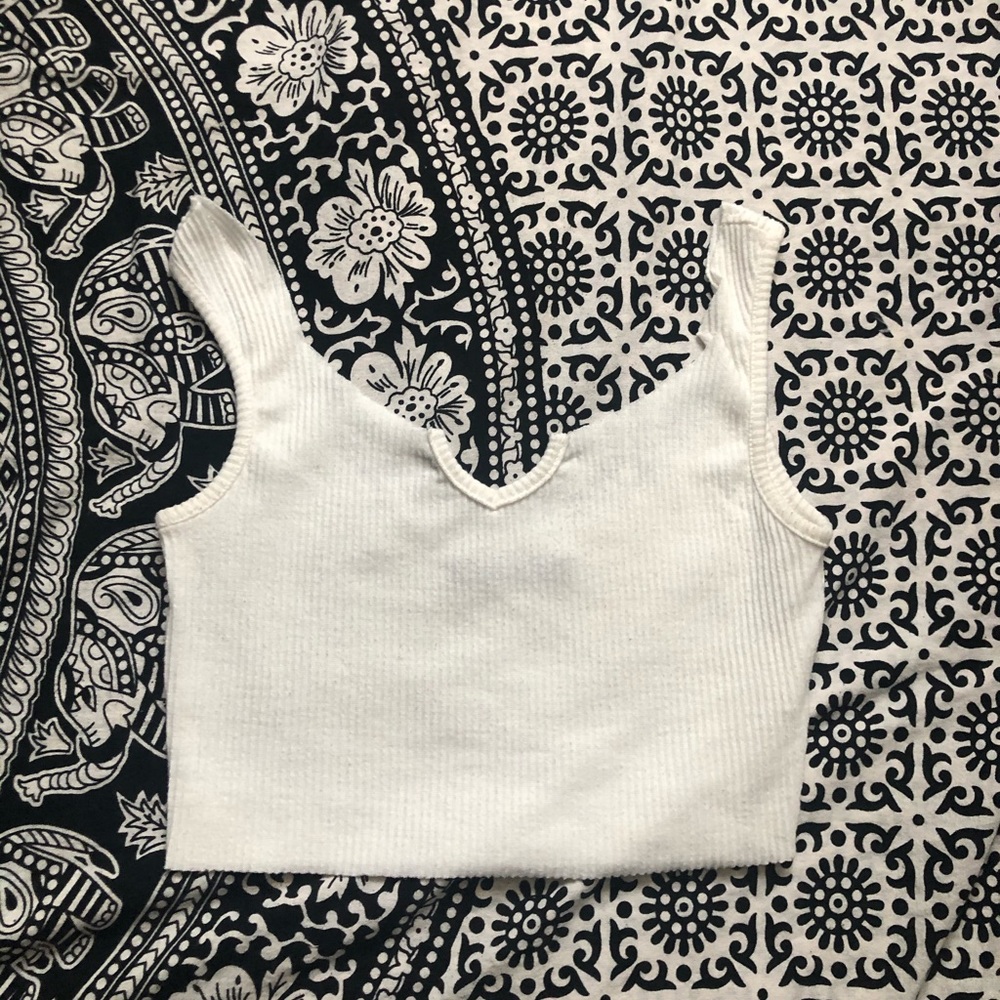 Cropped tank